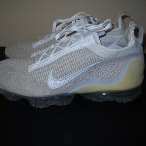 Nike Air VaporMax 2021 Flyknit White Pure Platinum - Size 10.5